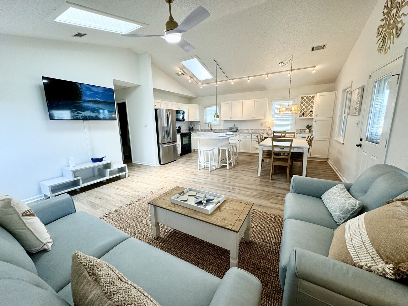 Rise & Shine vacation rental photo 11 of 28